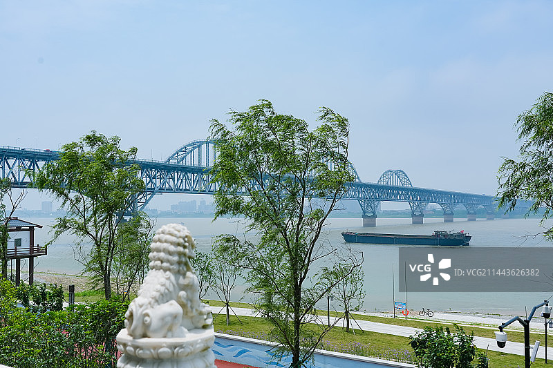 江西省九江市琵琶亭景点外长江景色图片素材