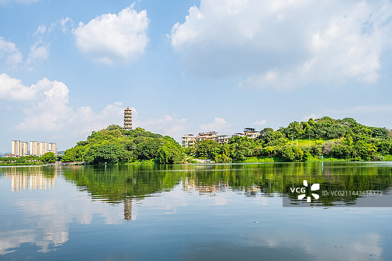 中国广州增城区南山古塔风光图片素材
