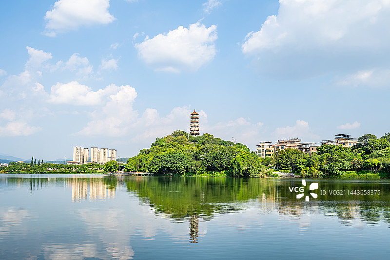 中国广州增城区南山古塔风光图片素材