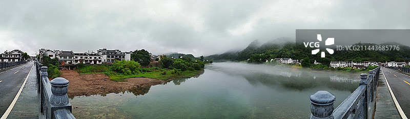 水墨桃花潭——全景长图图片素材