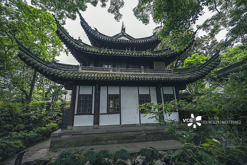 天一阁南园的抱经厅和尊经阁图片素材