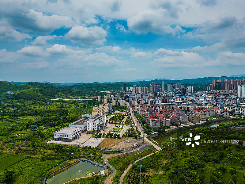 来宾象州县的县城风光航拍图片素材