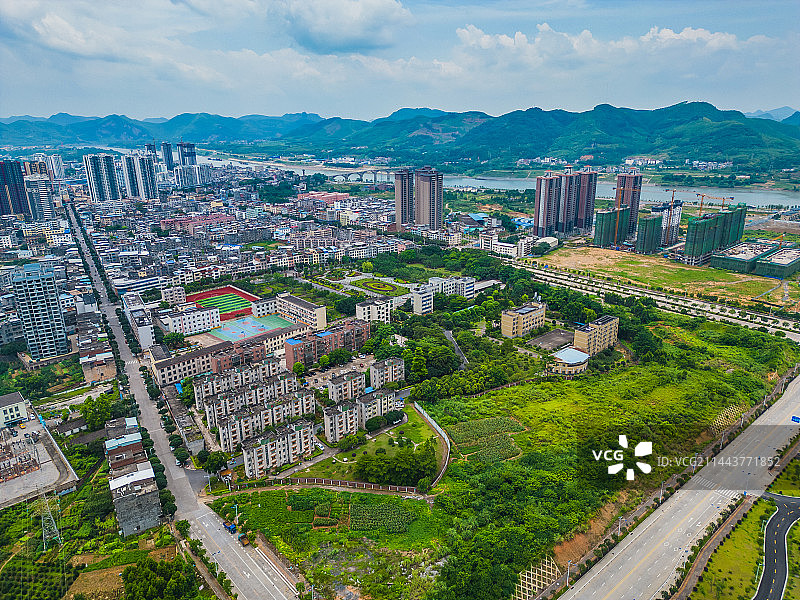 来宾象州县的县城风光航拍图片素材