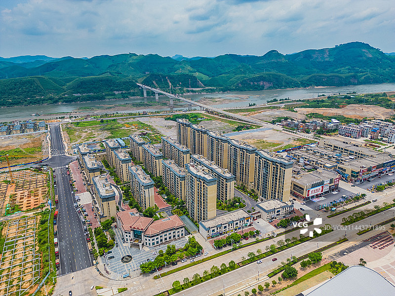 来宾象州县的县城风光航拍图片素材