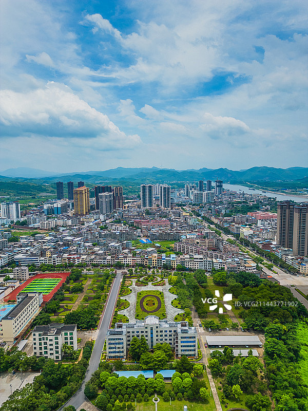 来宾象州县的县城风光航拍图片素材