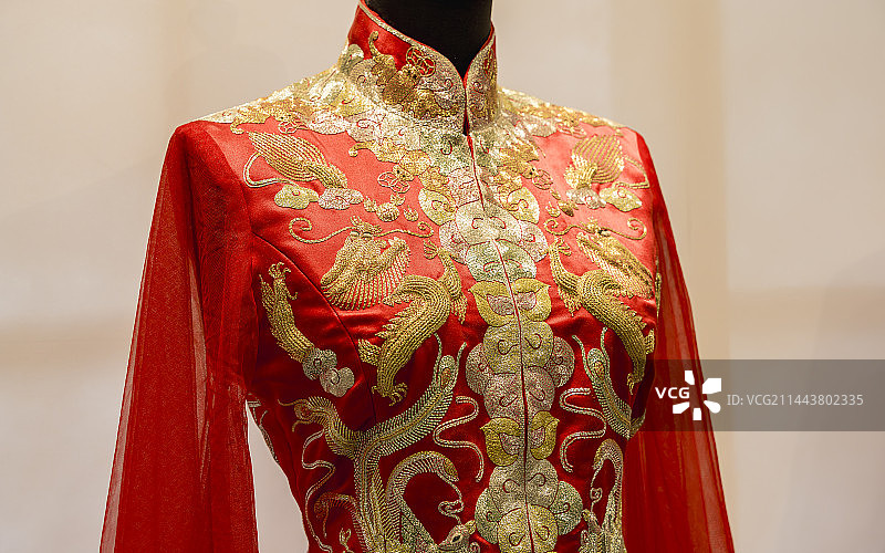 传统服装，秀禾服图片素材