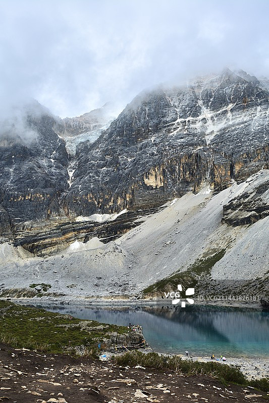 稻城亚丁村图片素材