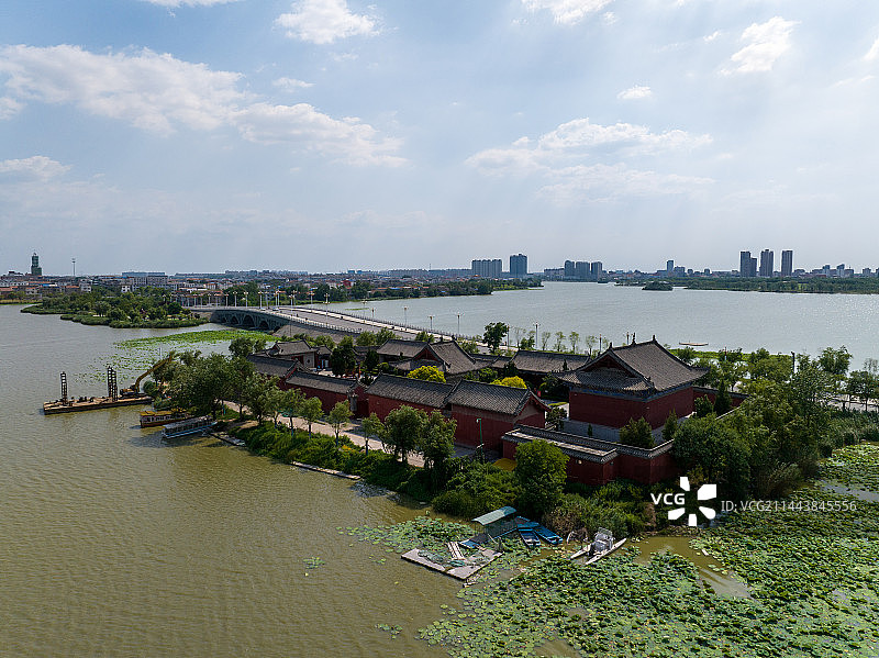 高视角航拍周口淮阳龙湖国家湿地公园画卦台八卦台图片素材