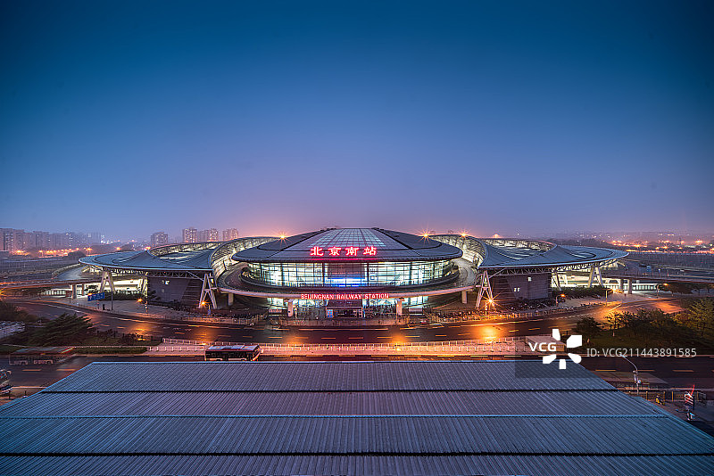 北京南站夜景图片素材