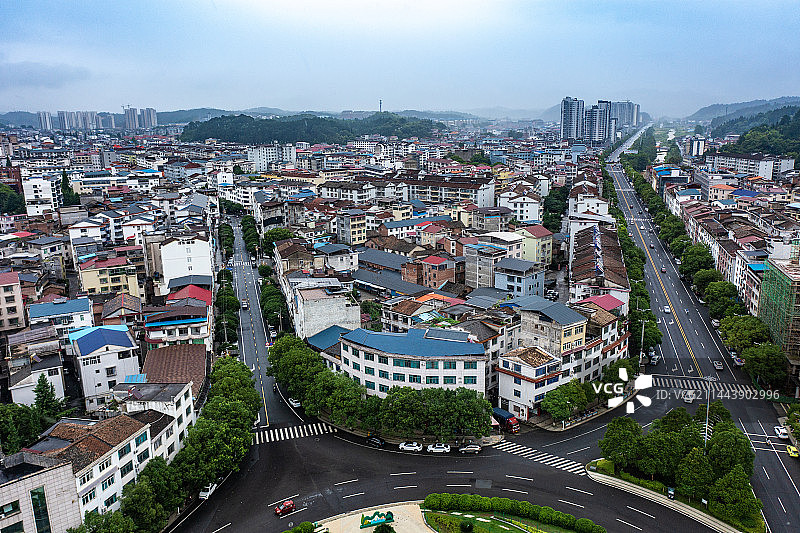 航拍湖南株洲炎陵县城景观图片素材