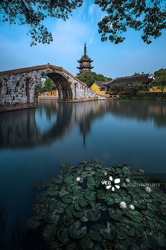 震泽慈云塔图片素材