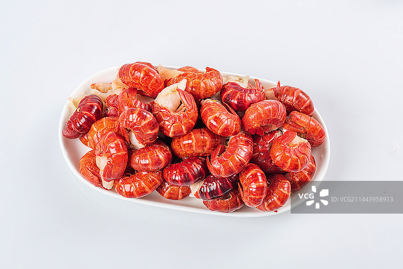 白底上的一盘小龙虾尾图片素材