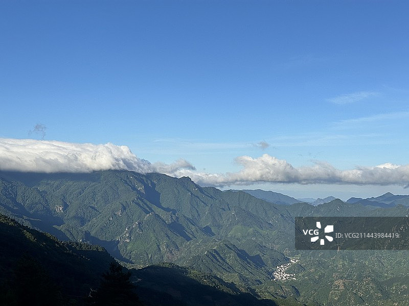 近日随拍太子尖星空图片素材