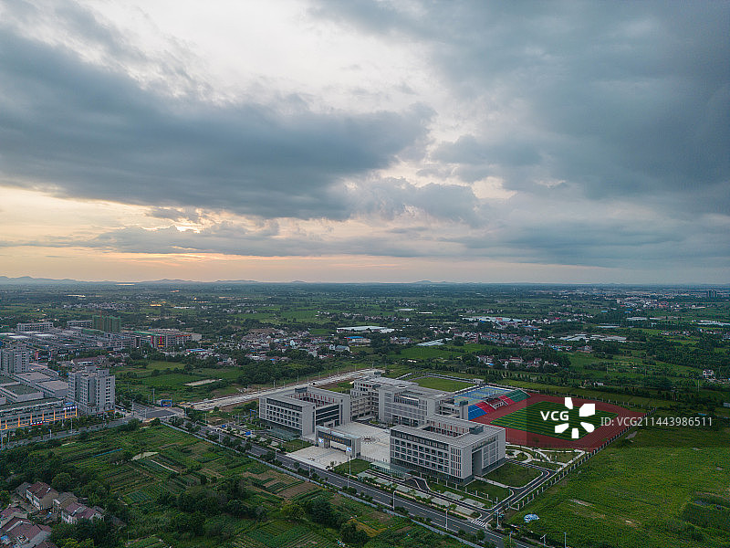 航拍中国安徽省宣城市新建郎溪县第三初级中学图片素材