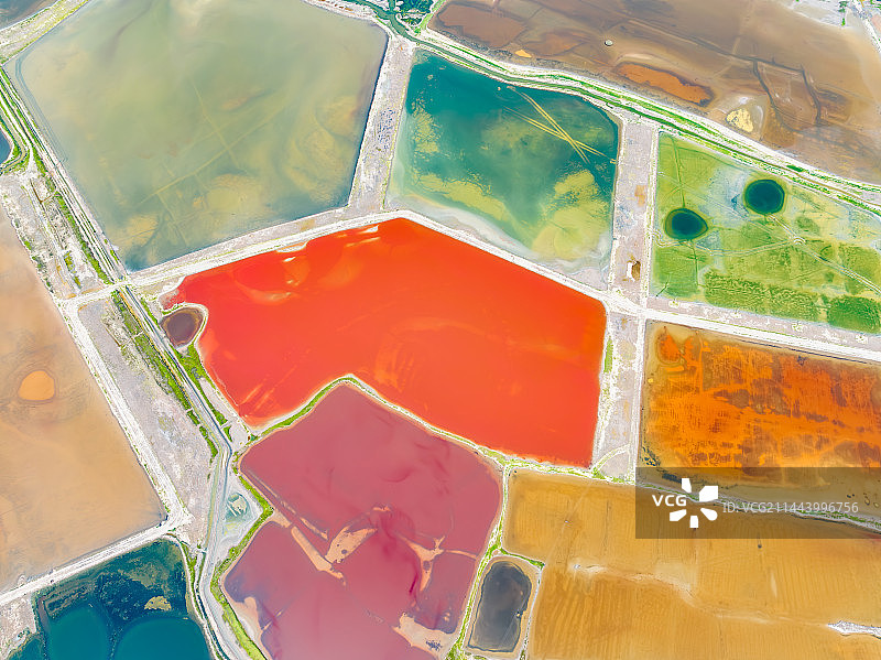 山西省运城市“中国死海”运城盐湖夏季户外风光航拍视角图片素材