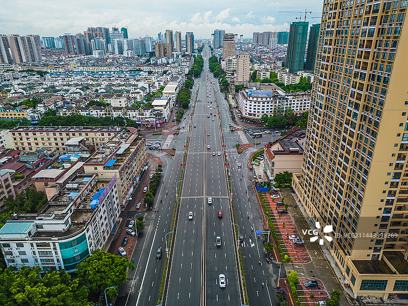 贵港城市风光航拍港北区交通与建筑图片素材