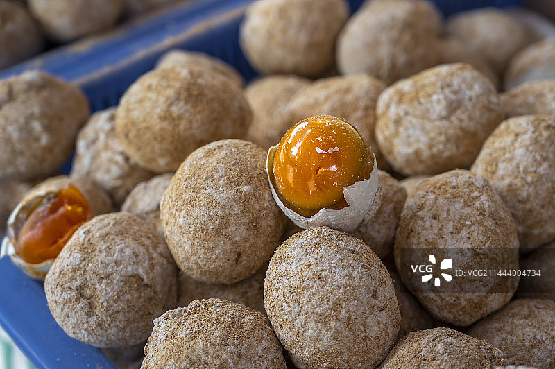 农家自制松花皮蛋图片素材