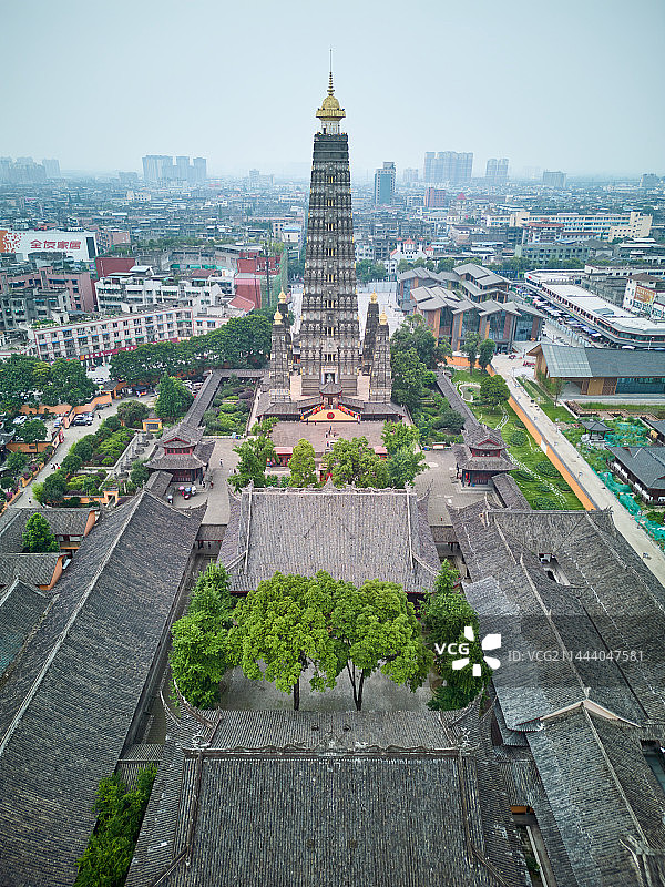 彭州龙兴寺及水街航拍视角图片素材