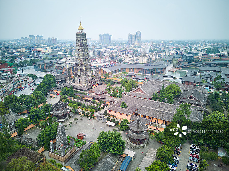 彭州龙兴寺及水街航拍视角图片素材