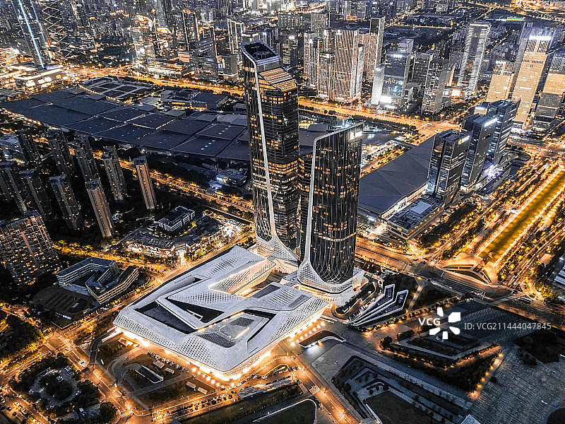 南京青奥双子塔保利大剧院夜景无人机航拍图片素材