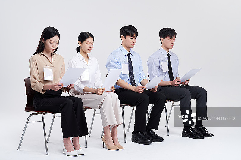 韩国招聘会现场：求职面试场景图片素材