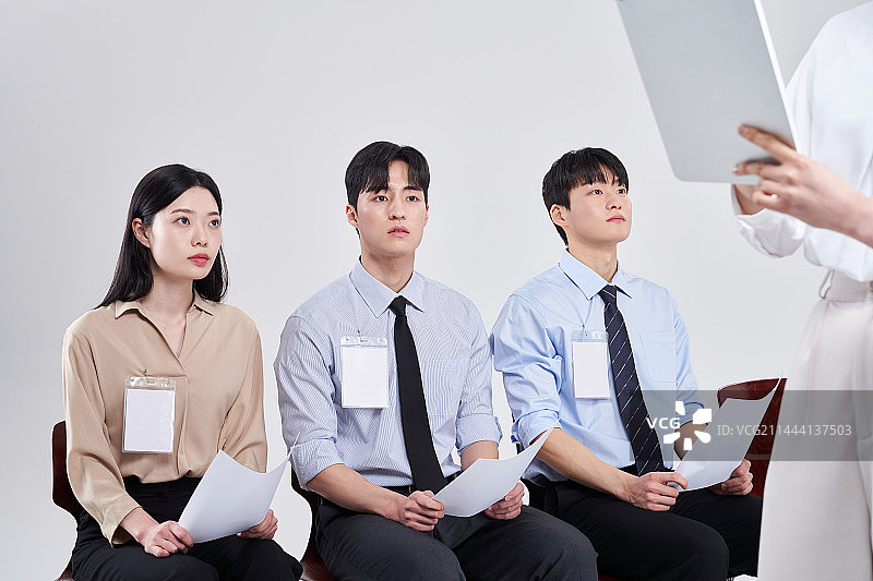 韩国招聘会现场：求职面试场景图片素材