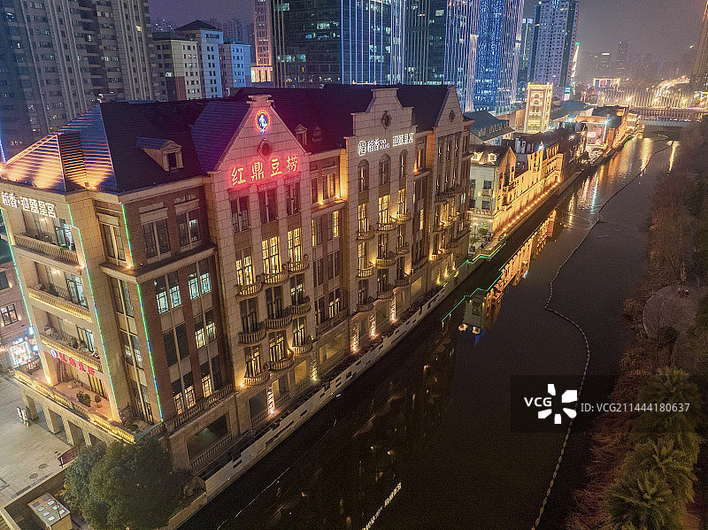 航拍武汉汉街夜景图片素材