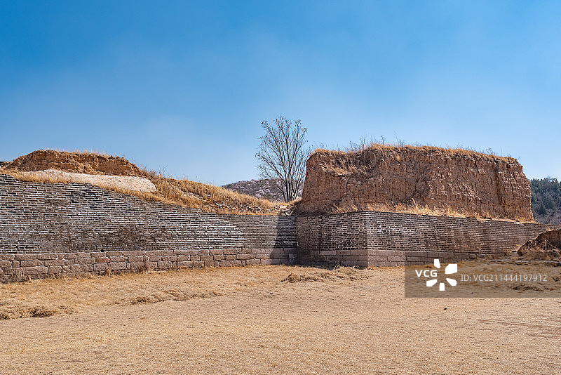北京延庆岔道古城城墙遗址图片素材