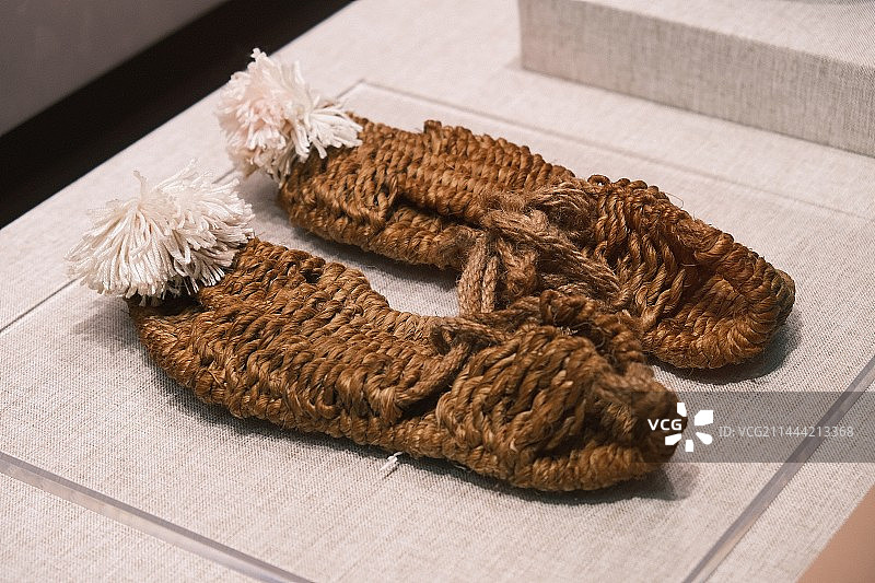 老红军谢志坚穿过的草鞋图片素材