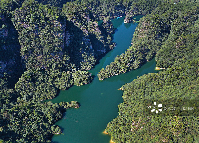 湖南省张家界市武陵源风景名胜区宝峰湖景区航拍图片素材