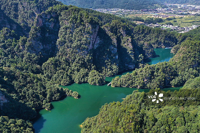 湖南省张家界市武陵源风景名胜区宝峰湖景区航拍图片素材