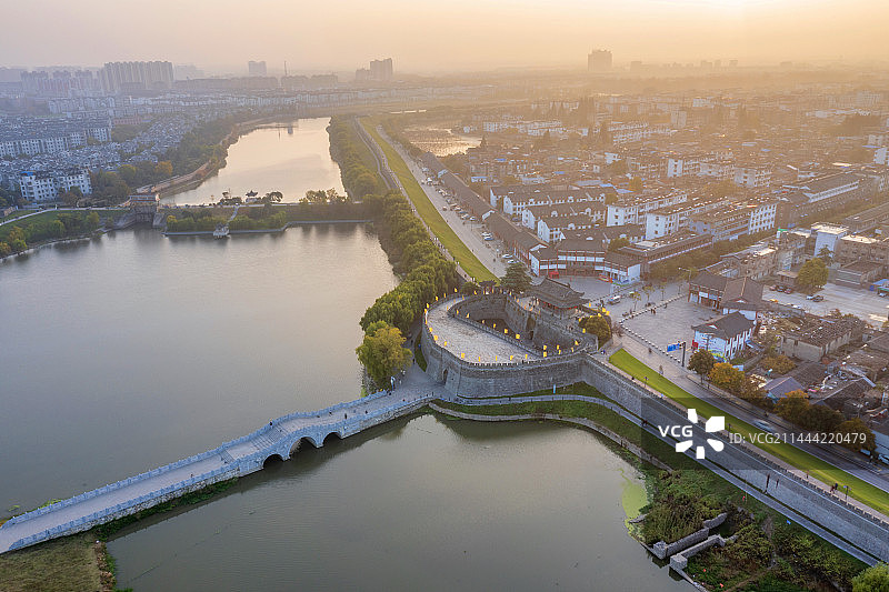 中国安徽淮南寿县古城宾阳门航拍图片素材