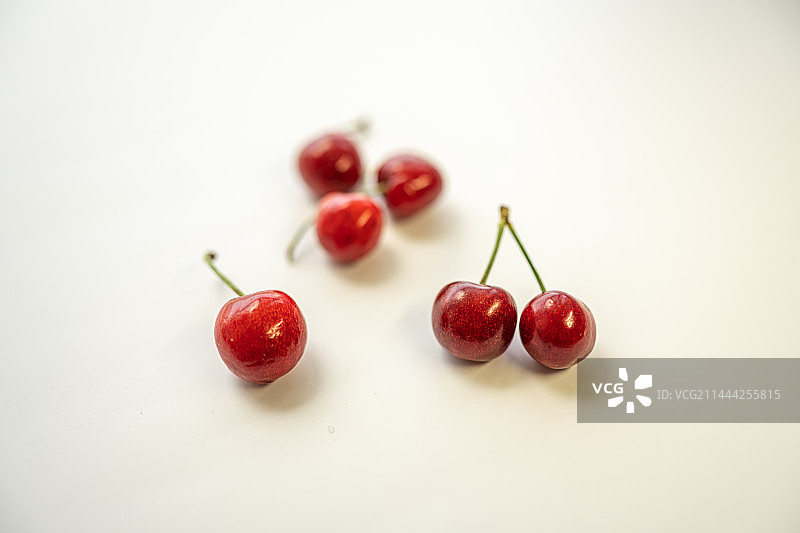 夏天成熟的红樱桃图片素材