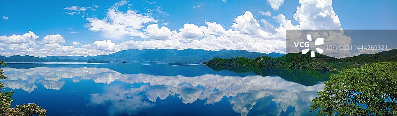 泸沽湖图片素材