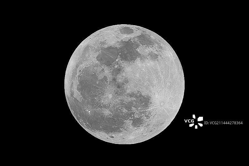 月球（圆月）图片素材