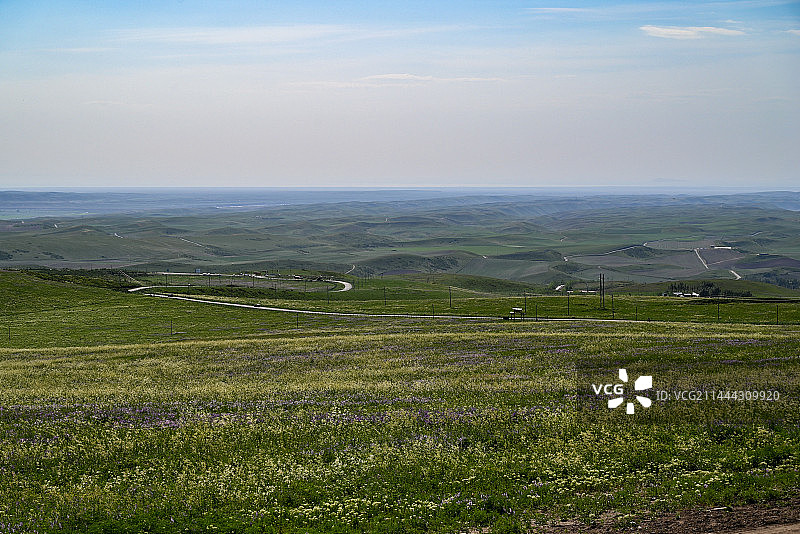 新疆塔城裕民 广阔的吐尔加辽草原图片素材