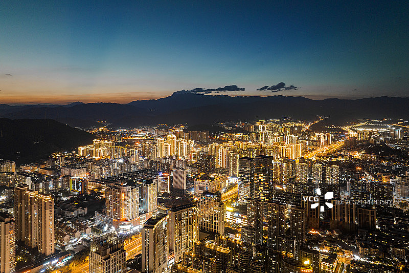 中国福建龙岩城市夜景图片素材