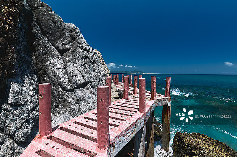 旅游胜地美丽三亚活力吉阳生态海岸线长曝光慢门碧海蓝天海景风光图片素材