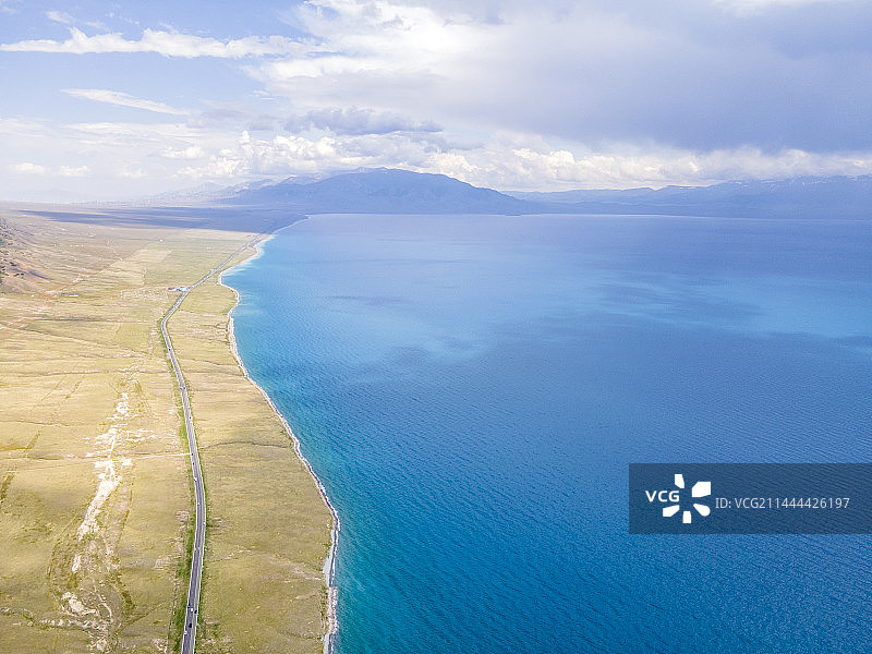 赛里木湖航拍图片素材