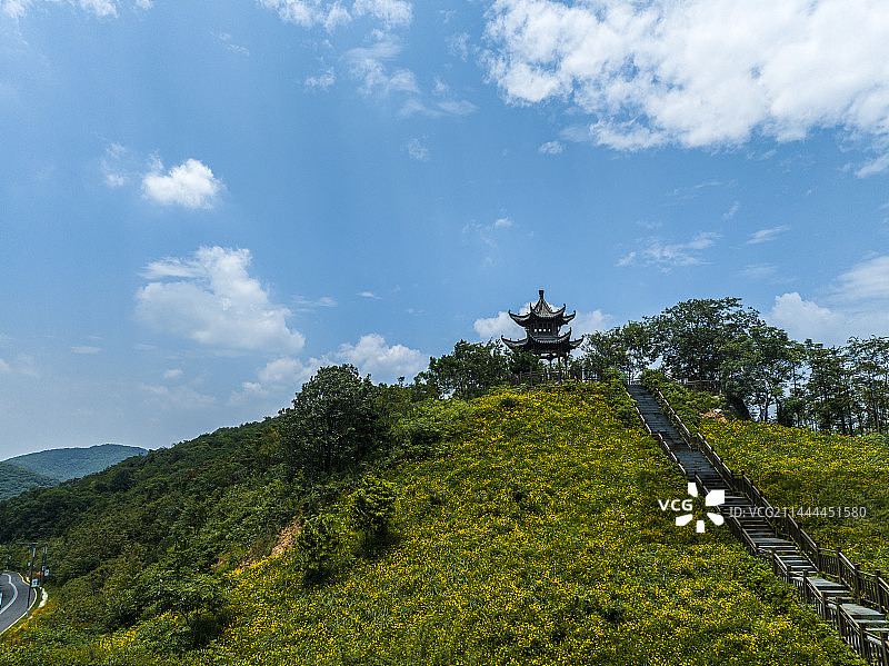 航拍安徽省马鞍山市褒禅山风光图片素材