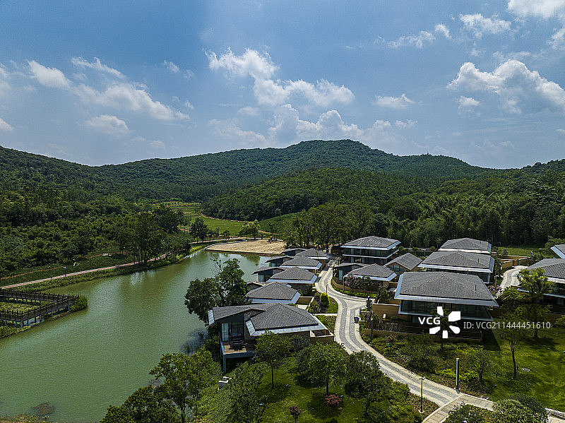 航拍安徽省马鞍山市褒禅山风光图片素材