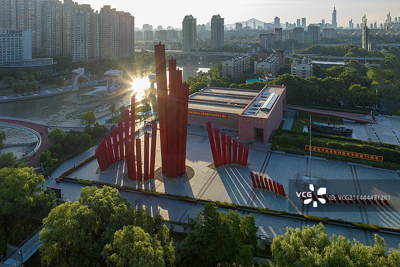 南京 渡江胜利纪念馆 旗帜广场 党建 党 红色 雕塑图片素材