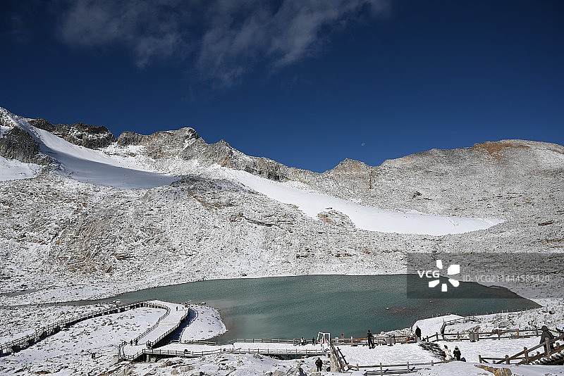 达古冰川图片素材