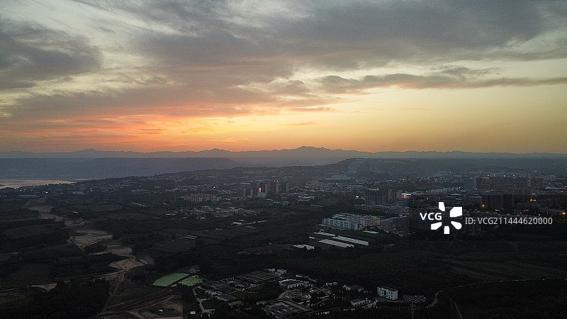 黄河岸边的午后图片素材