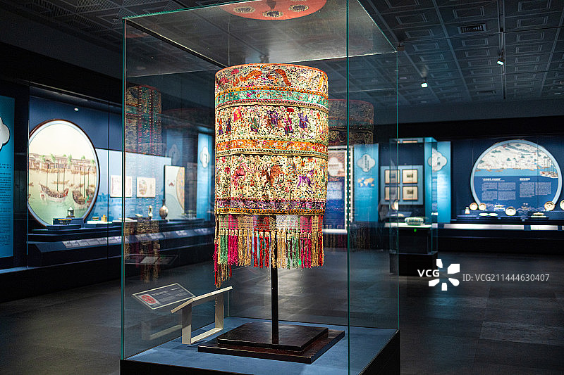 广州市文化馆民国时期广绣罗伞图片素材