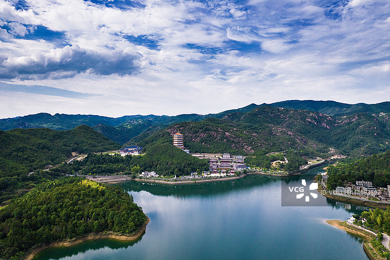 航拍浙江天台山桐柏宫风光图片素材