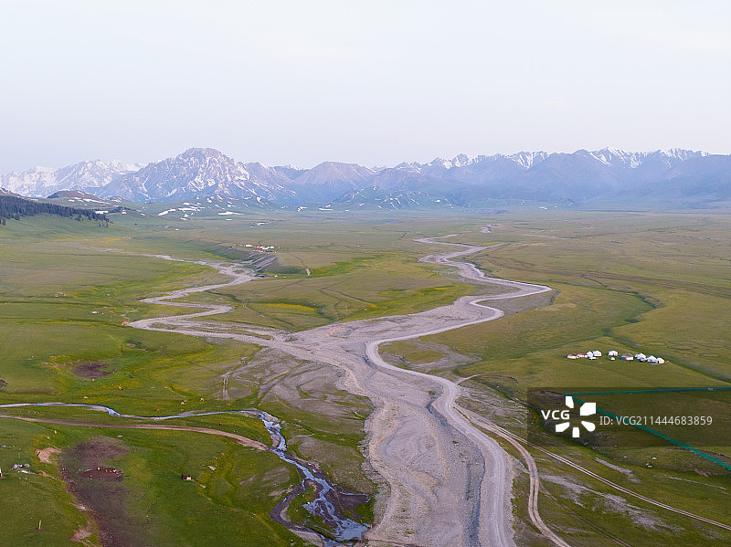 赛里木湖图片素材