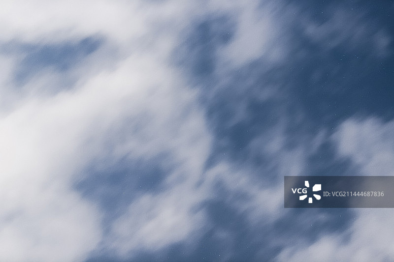 白云和星星图片素材