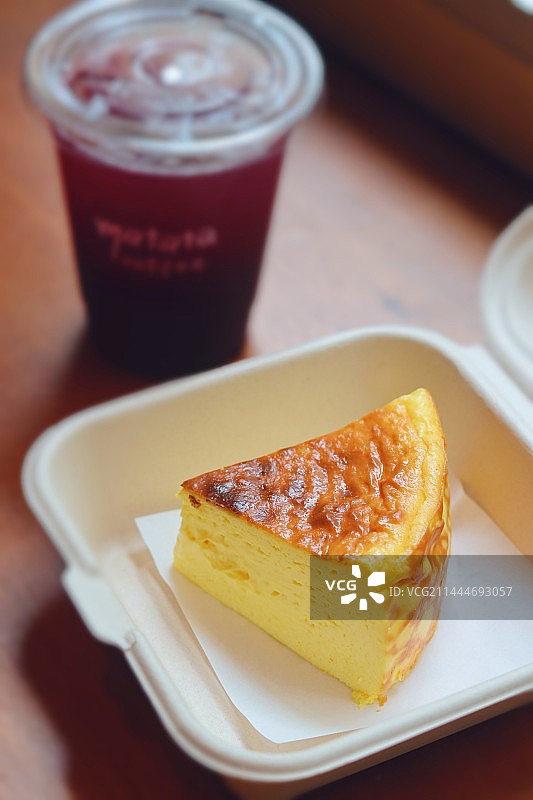 巴斯克芝士蛋糕图片素材