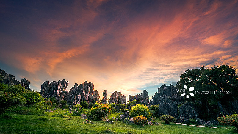 石林风景区   晚霞图片素材